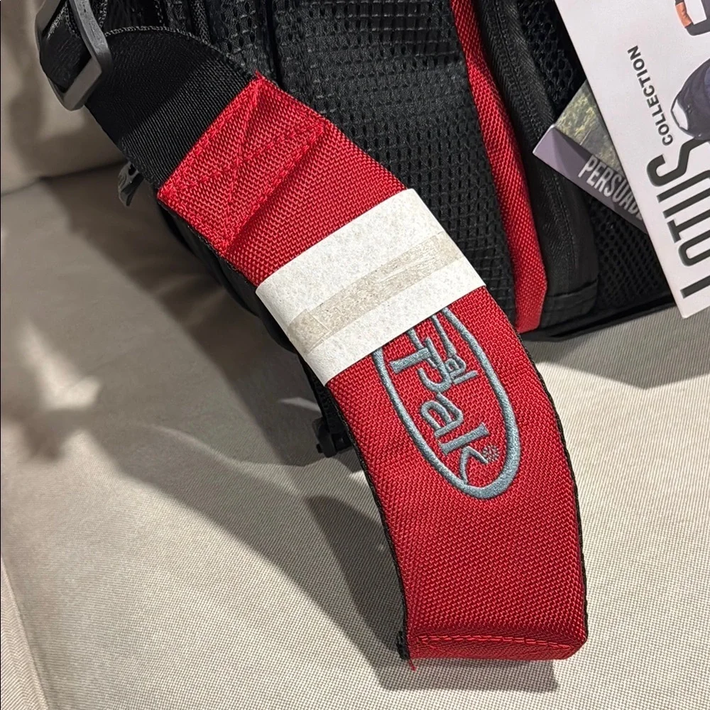 CALPAK Rolling Laptop Tote Carry On Wheeled Bag Black Red - Picture 10 of 13